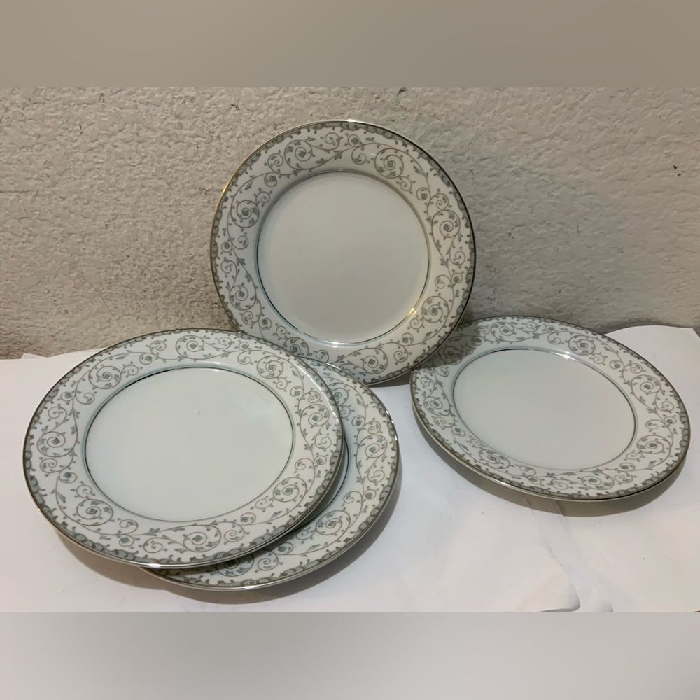 Noritake China  Oxford 5767 Floral Platinum Trim Salad Plate 8.25"